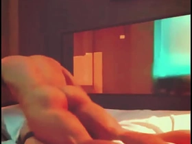 我隔壁的直男大屁股邻居看完电影后第一次在家无套干我 korean gay porn big dick