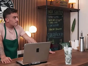 猛男片——莉莉撞见德雷克·冯和特雷弗·布鲁克斯搞逼，随后加入咖啡店激情3P japan time stop cheerful porn