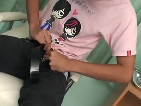 变态医疗癖亚洲双飞3P eason taiwan gay porn