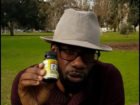 苗条亚女吞下黑人巨根 japanese boss gay porn