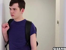 继父趁继母不在家和继子搞基 korean gay porn straight