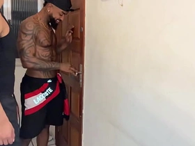 老家伙尝了黑鬼大屌后还要更多 asian sexy gay sex videos