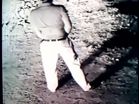 亚裔男小便偷窥 gay porn chinese bear