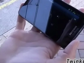 亚洲少年穿泳裤免费男同片 嫩屌竞拍价高者得 singapore dragoon gay porn