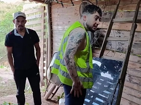 老板和员工 员工完成任务后 老板看他浑身大汗直接硬到爆 chinese vs asian gay porn