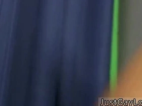 年轻肌肉亚洲同志男孩免费色情片段 部落猛男狂操 gay porn latino and asian