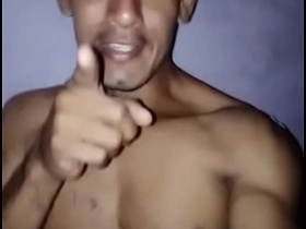 帅哥们都好吗 人家给你们亲亲哦 japan gay couple porn