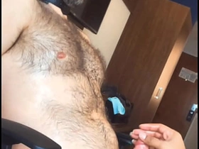 性感水獭男伊森III - 清晨挤奶V切片段/抢先看 onlyfans asian gay porn