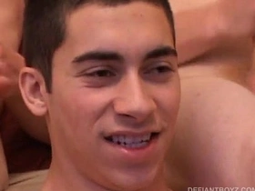 年轻三人组互吃精液 gay hot black porn