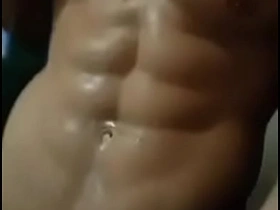 性感亚裔肌肉男撸大屌 hot pakistani gay porn