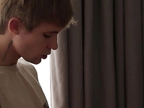 两个大屌男狂操小鲜肉的紧致屁眼 第二部 arab gay porn hot