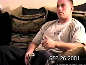 直男贾斯汀打飞机射精 asian magazine gay porn