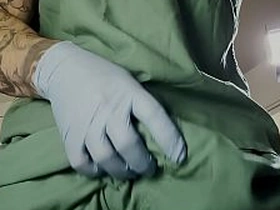 火辣护士Jakipz撩拨你 用他鼓胀的大屌挑逗你 独家预告 chinese gay hard porn