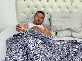 继父晨勃错把继子当老婆 猛操屁眼射满精液 monster chinese cock porn gay