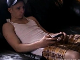 直男科瑞享受深喉服务 chinese gay stare porn