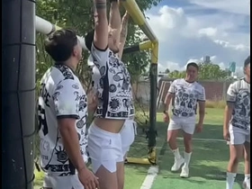 足球队借着酒劲和汗水开始互相操屁眼 wrestling gay porn asian