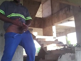 整天穿着精液糊满的靴子干活 massage asian porn gay