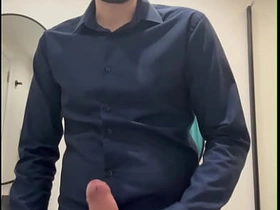 性感老爹对着镜子手淫 japan gay fuck porn