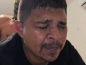 修车工用屁眼还债，被三根大屌轮着操 korean deepfake gay porn