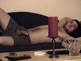 Vinnie给直男口交撸管 hot south asian gay sex videos