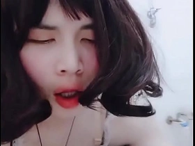 亚洲人妖女仆穿制服用大假阳具自慰 happy-go-lucky asian sex videos. com