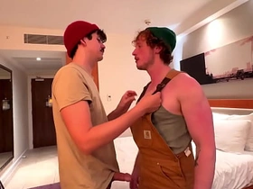 肌肉痴汉被言语调教 克里斯蒂安·亨特和乔纳·惠勒 brazilian hot gay porn