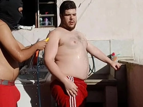 马洛卡在屋顶上干小胖子 - 第一部分 RED和SHEER完整版 china handsome gay porn