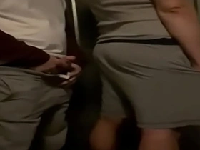 深夜空街，喝多了…我决定尿在嫩鸡室友身上找乐子 :P pinoy gay porn bagets