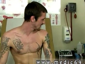 亚裔美国男同性恋色情明星全片 他感觉自己的男根 japanese gay porn games