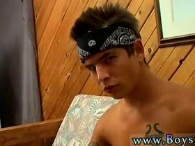 亚洲少年与成熟青年男同色情 我最爱的一件事是... taiwan handsome gay porn