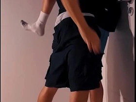 跟踪我的变态在公寓门口无套干我 male blithe coitus videos asian