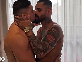 肌肉棒子的巨屌 japanese blissful porn watch online