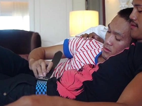 亚洲嫩男Daniel与Guy无套肛交 gay porn cum stains chinese underwear