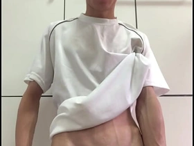 大屌哥炫耀勃起巨根 porn movie film sex gay sangetod indonesia